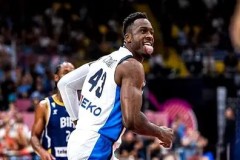 霍华德双喜临门：球员入名人堂，奥尼尔詹姆斯见证传奇时刻